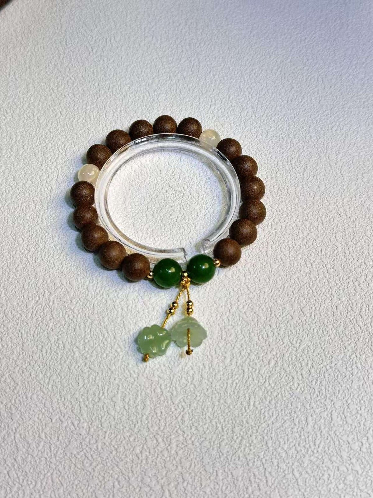 Jade bracelet Chinese culture good fortune
