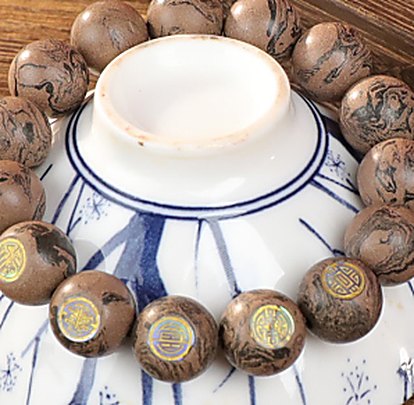 Dunhuang Vermilion Bird Carved 12mm Bracelet - natural hand-rolled incense bead bracelet detail