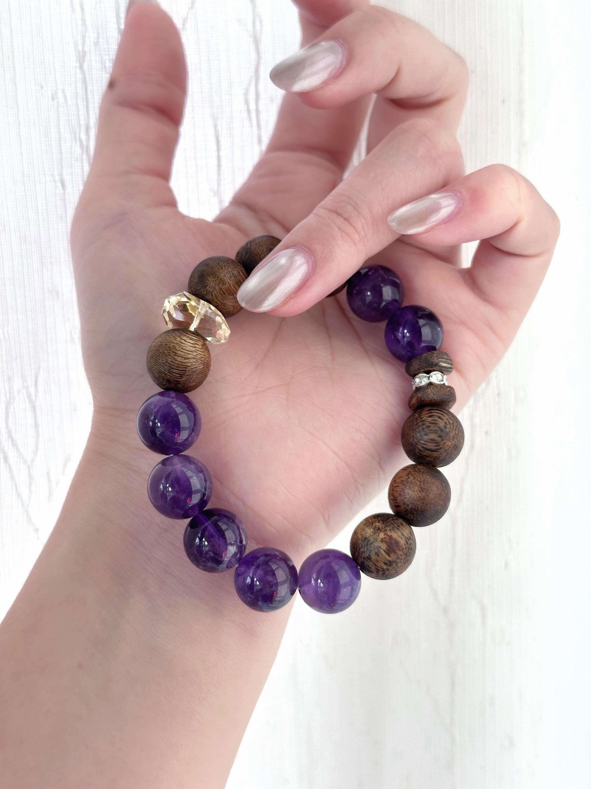 Amethyst healing crystal bracelet with gift packaging