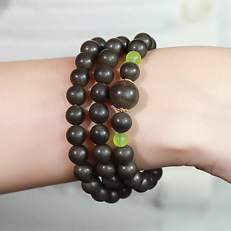 Qing Shen Xiang Olive-Spacer Triple-Row 70-Bead Bracelet - natural hand-rolled incense bead bracelet detail